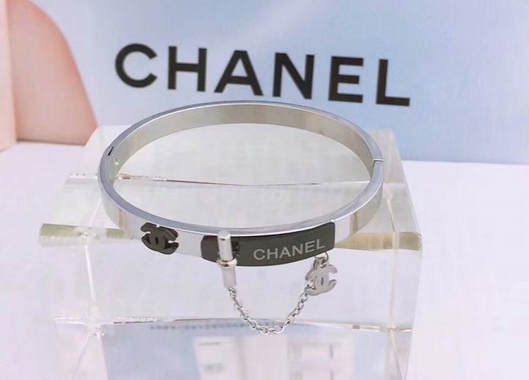 Chanel Bangles 106